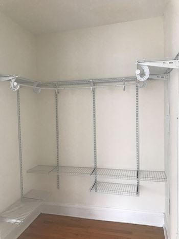 Walk in closet