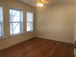 Evanston apartment for rent - Living Room