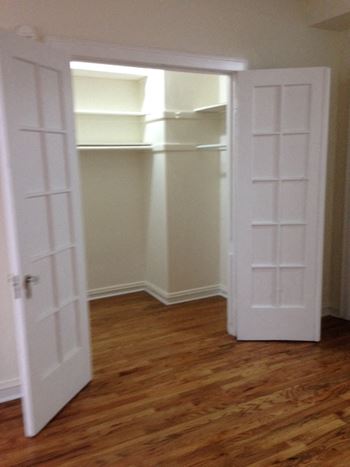 Spacious walk in closets