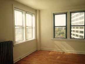 Evanston apartment for rent - Living Room