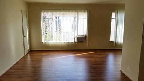 Floor plan for 2 beds, 2 baths