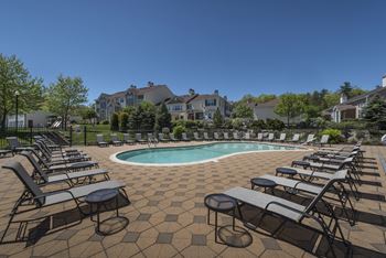Landscaped sundeck