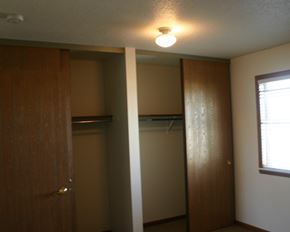 New Prague townhouse for rent - a room with a closet and a light on the ceiling