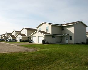 Worthington townhouse for rent - a row of houses on the side of a road