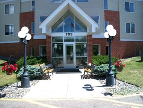 Park Rapids apartment for rent - SummerField Front Entrance
