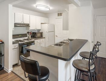 Kitchen bar