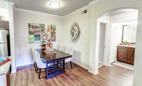 Austin apartment for rent - Dinning room with entrance into hallway