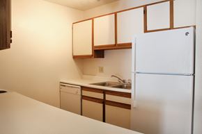 Franklin apartment for rent - Fully Furnished Kitchen at Wyndemere Apartments, Franklin, Ohio