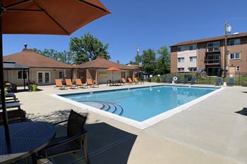 Pool side relaxing area with sundeck