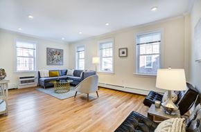 Brookline apartment for rent - Living Room Auburn Harris Courtyard Brookline MA Apartments