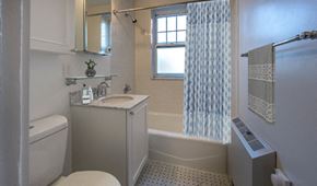 Cambridge apartment for rent - Chauncy Court-Newly renovated bathroom