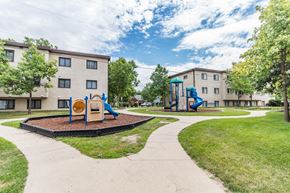 St Louis Park apartment for rent - our apartments are located in the heart of the community with playgrounds and parks