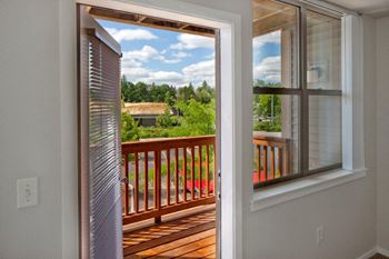 Patio/deck/balcony