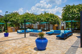 Resort-style swimming pool