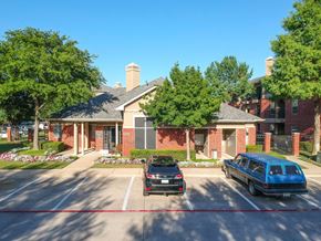 Lewisville apartment for rent - Exterior Landscape  at The Remington, Lewisville, TX