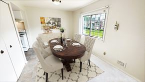 Oak Park townhouse for rent - Well located large apartments and townhomes with a cool pool, beautiful courtyards, residential privacy, 24 hour emergency maintenance.