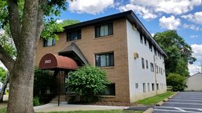 Minneapolis apartment for rent - Minnehaha Apartments, Minneapolis, Minnesota