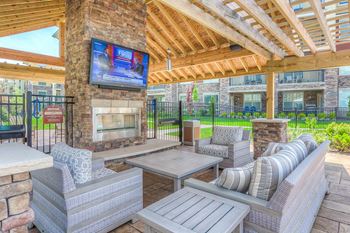 Courtyard patio with tv