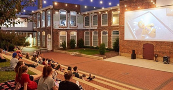 Outdoor movies & concerts