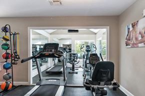 York apartment for rent - the gym at the apartments for rent