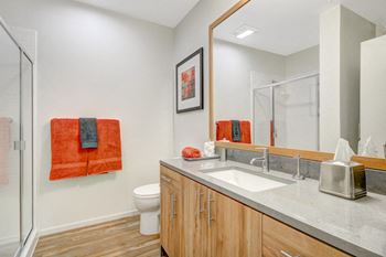 Tile tub surround