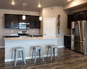 Fargo townhouse for rent - Kitchen