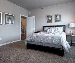 Fargo townhouse for rent - Master Bedroom