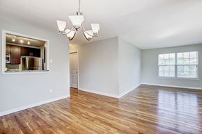 Warren apartment for rent - liberty village at warren, warren nj, luxury apartment community, living room