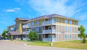 Brandon apartment for rent - the building in which the apartment is located