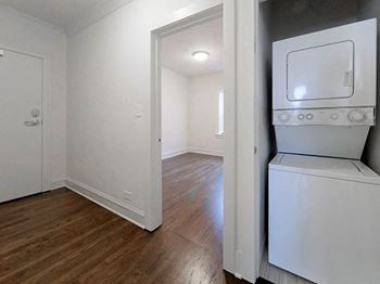 In-unit washer/dryer