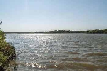 Zorinsky lake