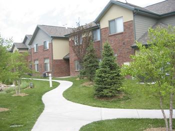 Southwind villas - trail