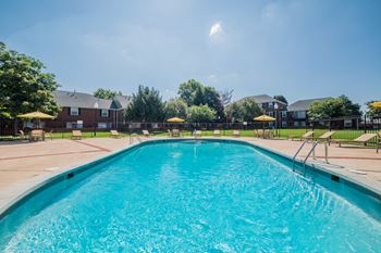 Pool view3