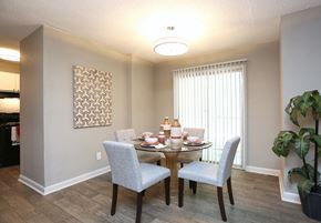 Roswell apartment for rent - Dining Room at 555 Mansell, Roswell, 30076