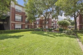 Houston apartment for rent - Courtyard