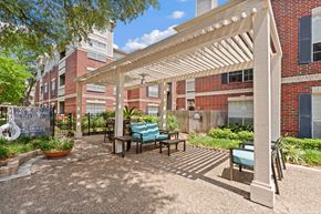 Houston apartment for rent - Pool Deck