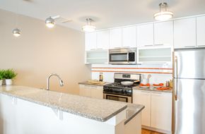 Newark apartment for rent - Model Kitchen