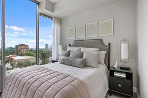 Atlanta apartment for rent - West Paces Road apartments in Atlanta - The Residence Buckhead Atlanta - Bedroom