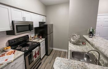 Fully equipped kitchen