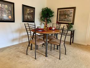 Williamsville townhouse for rent - Dining Area at Dannybrook Apartments, Williamsville, NY, 14221