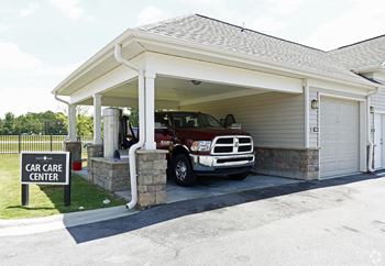 Car wash area with vacuum