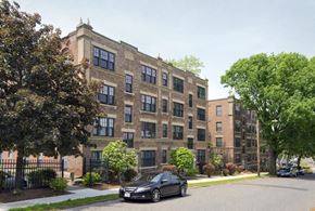 Springfield apartment for rent - an apartment building with a car parked in front of it