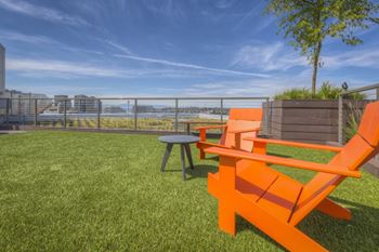 Large roof sun-deck with bbq areas