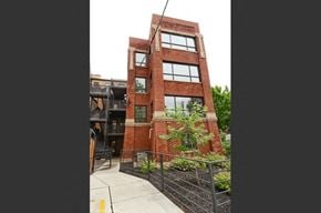 Chicago apartment for rent - 6900 N Sheridan Rd Back Exterior