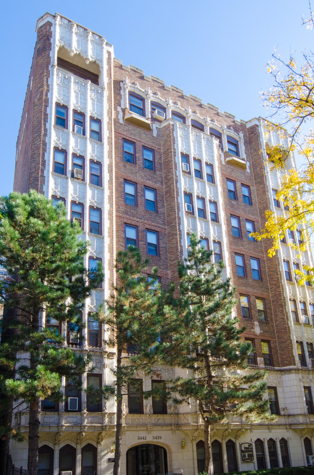 Pines of Edgewater I - apartments for rent in Edgewater Beach, Chicago ...
