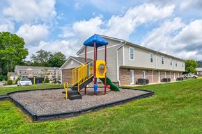 Elizabeth apartment for rent - Playground