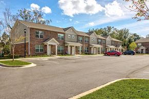 Estill townhouse for rent - Parrish Greene