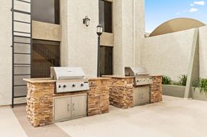 Canoga Park apartment for rent - Canoga Park Apartments for rent BBQ