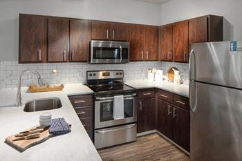 Fully-equipped kitchen