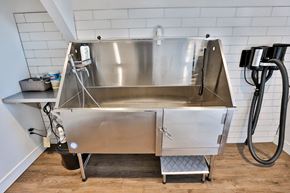 Colorado Springs apartment for rent - Pet Care Center at The Vineyards of Colorado Springs, Colorado